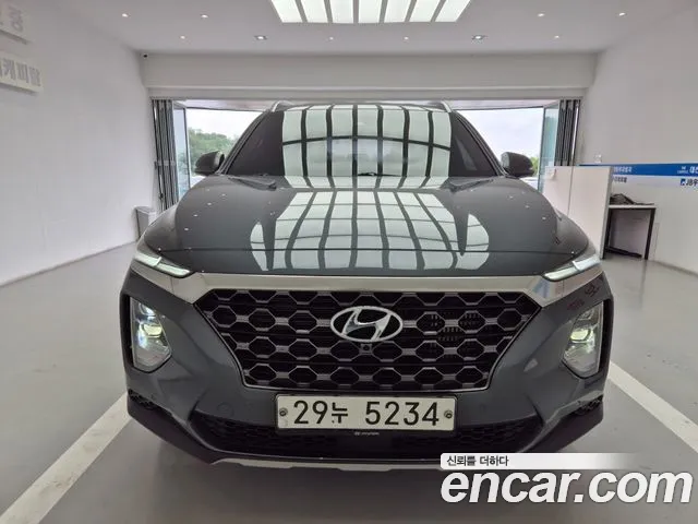 Hyundai Santa Fe TM Gasoline 2.0T 2WD Exclusive