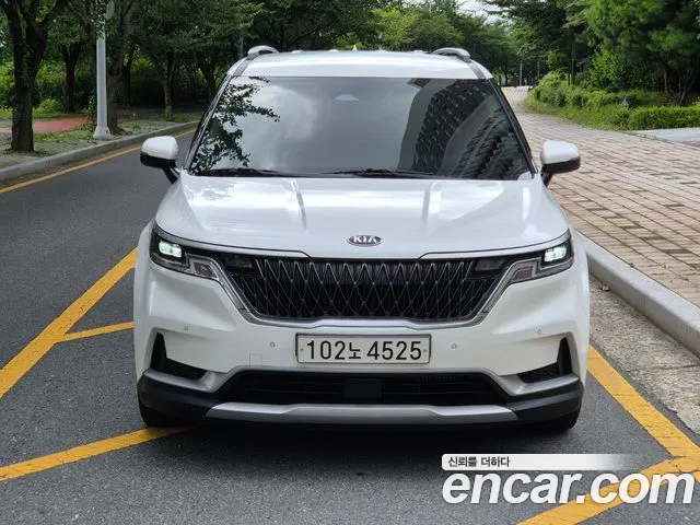 Kia Carnival 4 9 Prestige