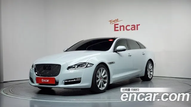 Jaguar All New XJ 3.0D Premium LWB X351