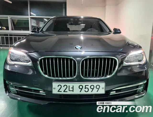 BMW 7 (F01) 750Li