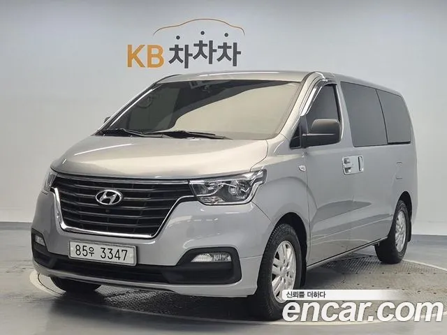Hyundai The New Grand Starex 3