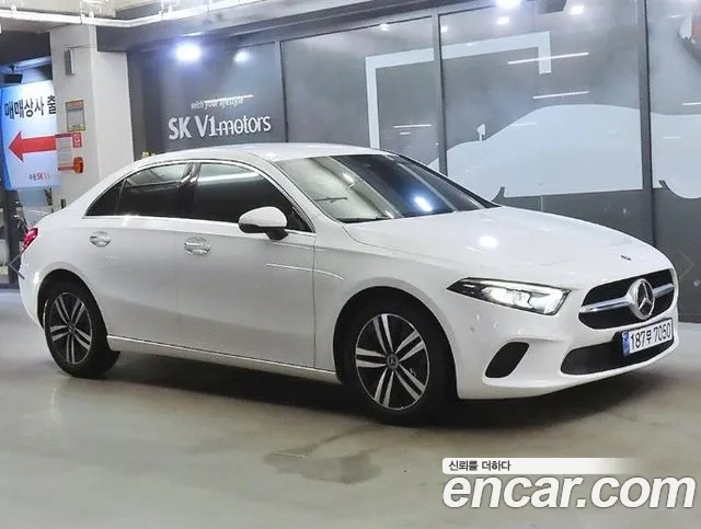 Mercedes-Benz A- W177 A200d