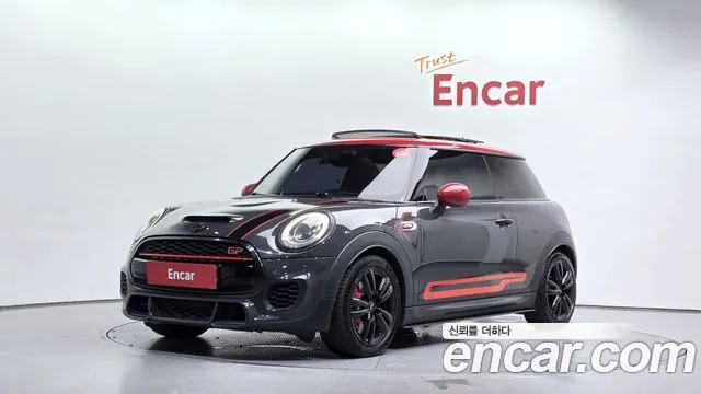 MINI Cooper S JCW 3