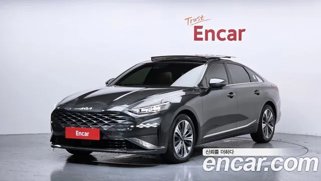 Kia K8 Hybrid Signature