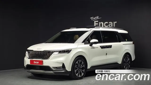 Kia Carnival 4 Gasoline 9 Signature