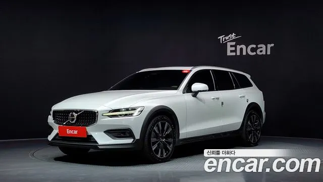 Volvo V60 2 B5 AWD