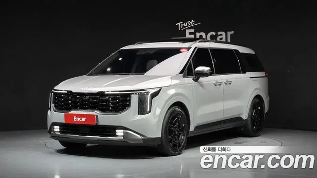 Kia The New Carnival 4 9