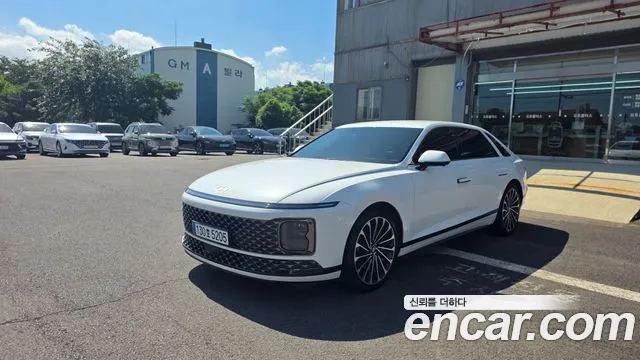 Hyundai Grandeur Hybrid (GN7)