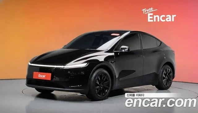 Tesla Y RWD