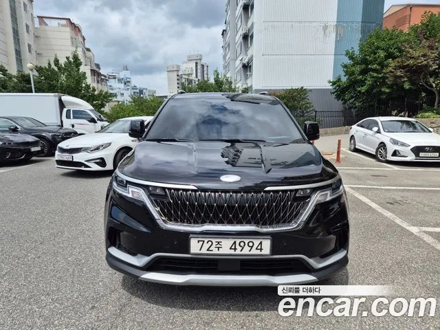 Kia Carnival 4 Gasoline 11 Prestige
