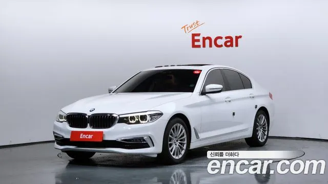 BMW 5 (G30) 520i