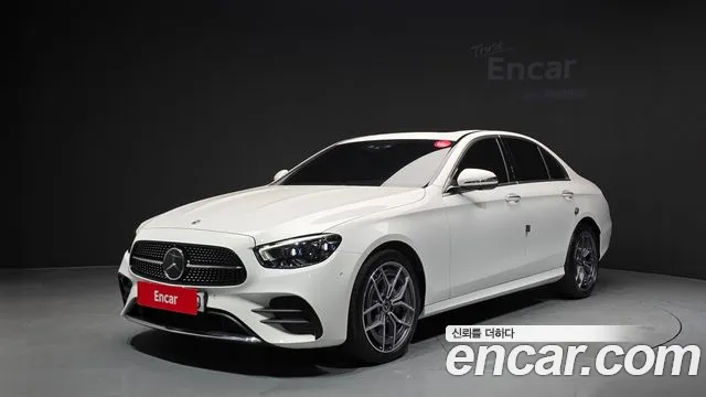 Mercedes-Benz E- W213 E220d 4MATIC AMG Line