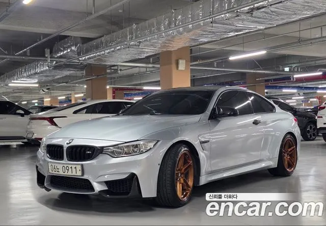 BMW M4 (F82) M4