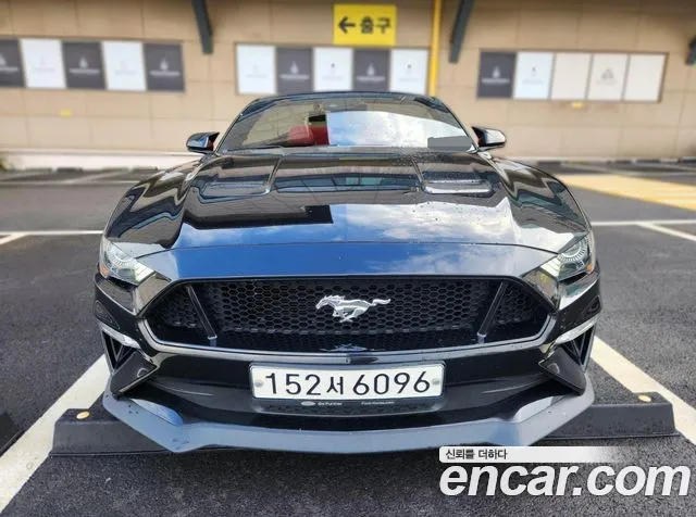Ford Mustang GT