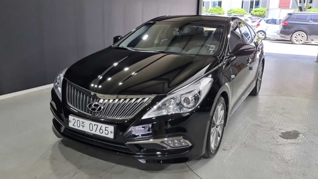 Hyundai Grandeur HG HG220 Diesel Premium
