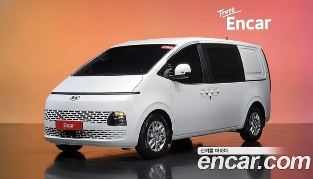 Hyundai Staria 5