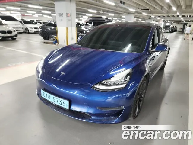 Tesla 3 AWD