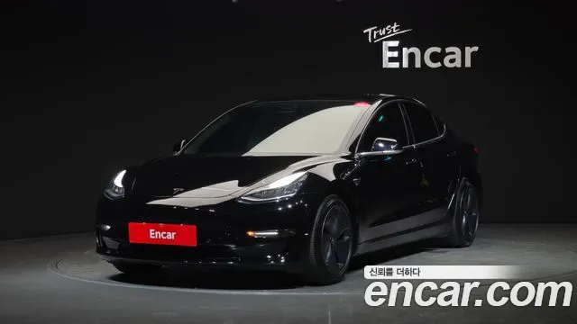 Tesla 3 AWD