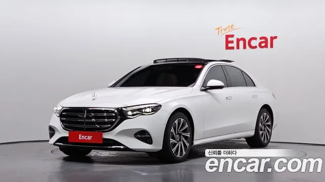 Mercedes-Benz E- W214 E300 4MATIC Exclusive