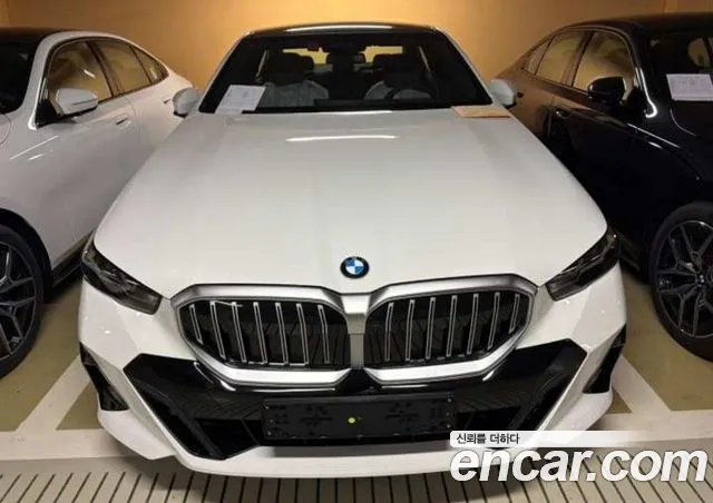 BMW 5 (G60) 520i M
