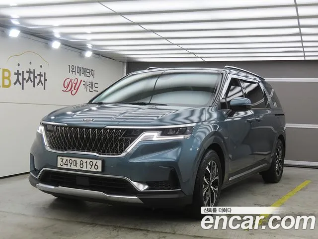 Kia Carnival 4 Gasoline 9 Signature