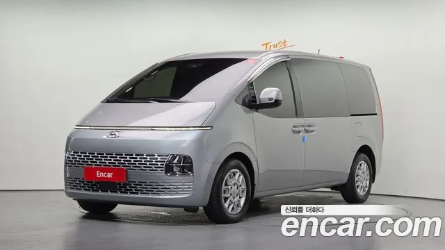 Hyundai Staria 3