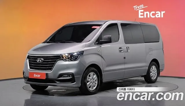 Hyundai The New Grand Starex 5