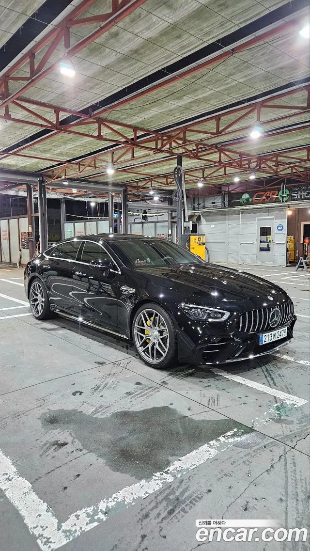 Mercedes-Benz AMG GT 4 43 4 MATIC+