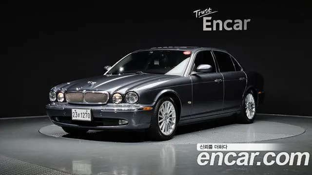 Jaguar New XJ 2.7 D SWB X350