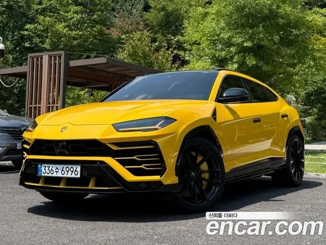 Lamborghini Urus 4.0 V8