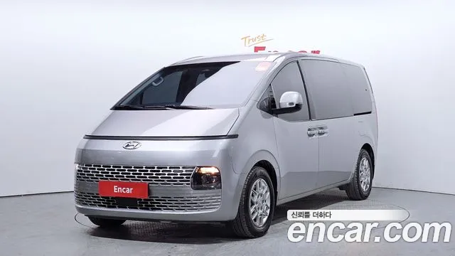 Hyundai Staria 11