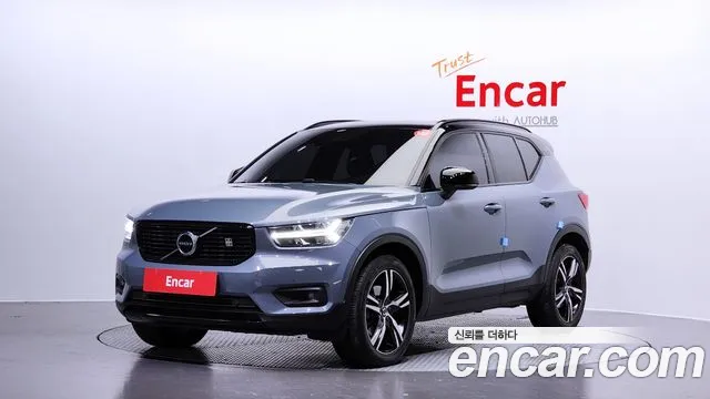 Volvo XC40 T4 R-