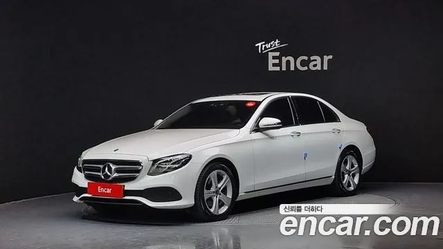 Mercedes-Benz E- W213 E220d 4MATIC