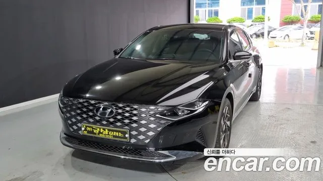 Hyundai The New Grandeur IG Hybrid Premium