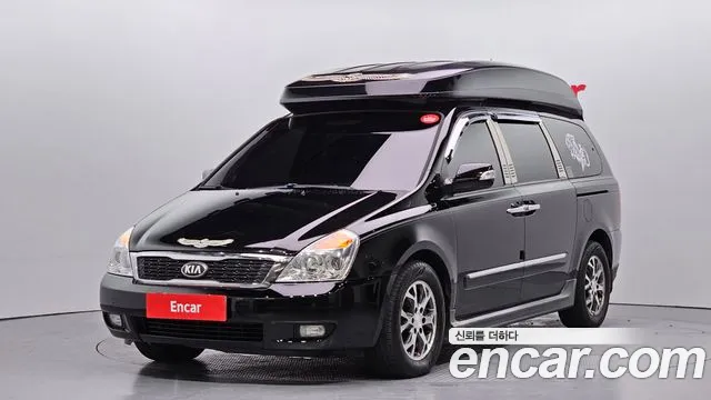 Kia Carnival R Carnival GLX Premium