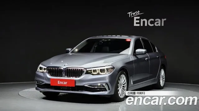 BMW 5 (G30) 520i