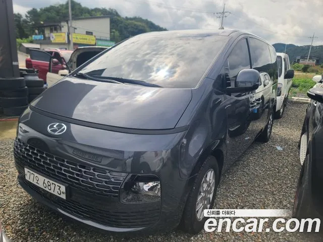 Hyundai Staria 11