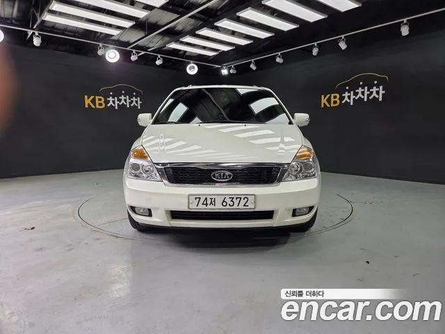 Kia Carnival R Carnival GX Base