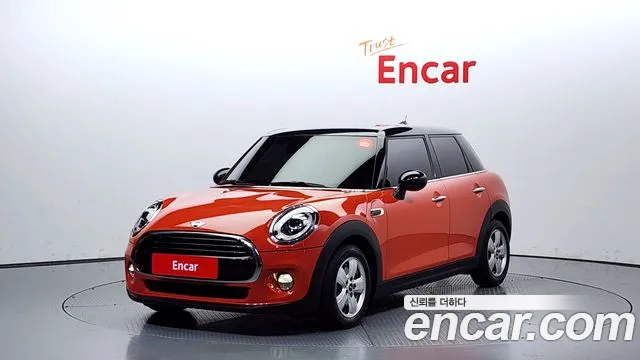 MINI Cooper 5 Base 3