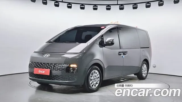 Hyundai Staria 9