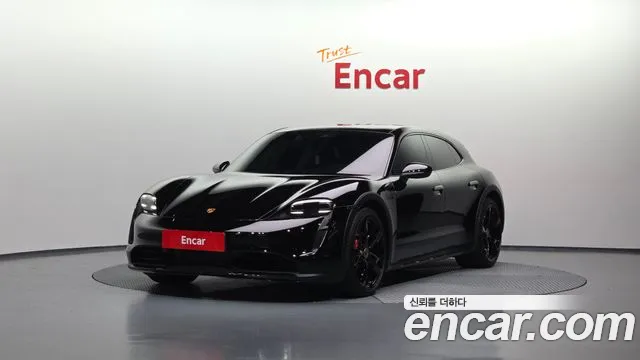Porsche Taycan 4S
