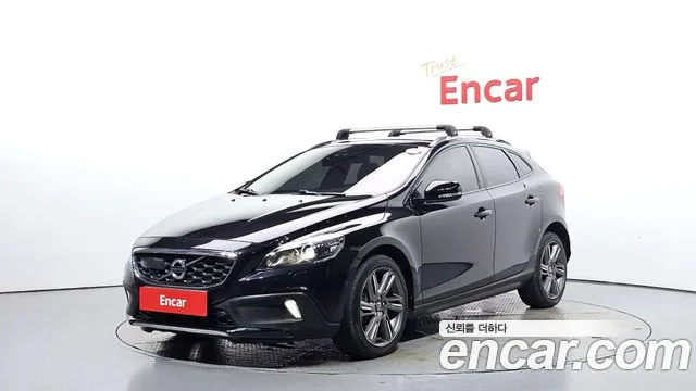 Volvo V40 D4