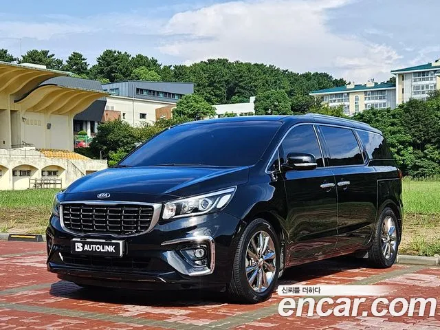 Kia The New Carnival 9 Prestige