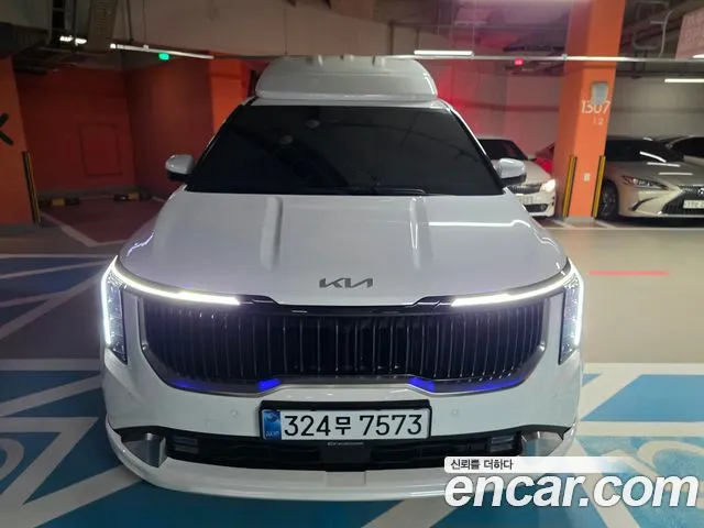 Kia The New Carnival 4 HEV 9