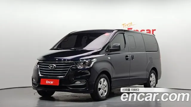 Hyundai The New Grand Starex 12