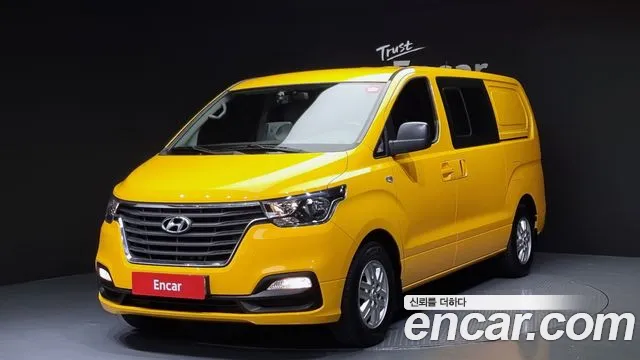Hyundai The New Grand Starex 5