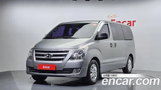 Hyundai Grand Starex 12
