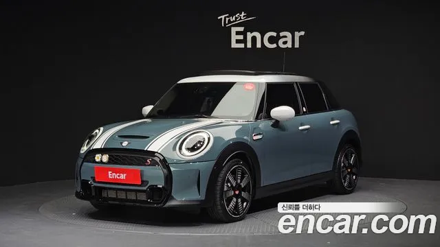 MINI Cooper S 5 3