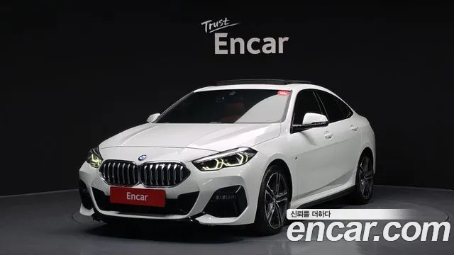BMW 2 (F44) 220i M