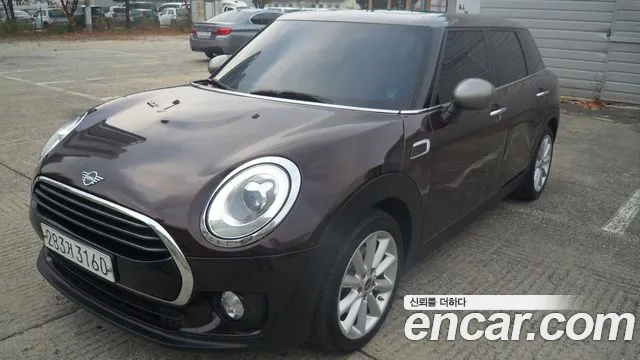 MINI Cooper Clubman Base 2